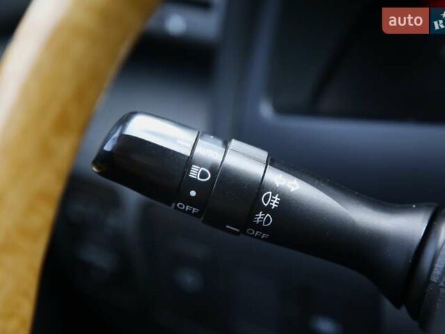 Серый Тойота Камри, объемом двигателя 3.5 л и пробегом 231 тыс. км за 10000 $, фото 19 на Automoto.ua