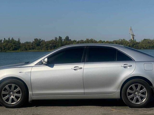 Сірий Тойота Камрі, об'ємом двигуна 3.5 л та пробігом 144 тис. км за 10300 $, фото 7 на Automoto.ua