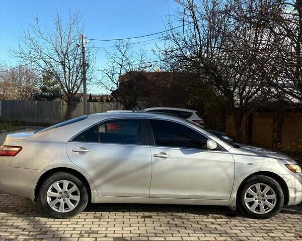 Сірий Тойота Камрі, об'ємом двигуна 2.36 л та пробігом 319 тис. км за 7900 $, фото 22 на Automoto.ua