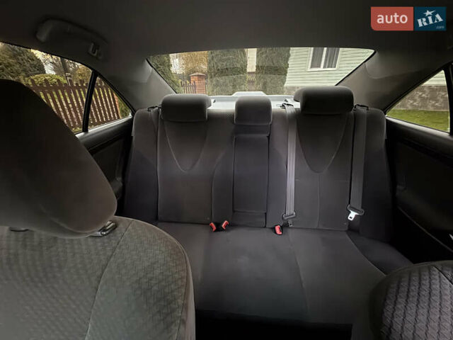 Сірий Тойота Камрі, об'ємом двигуна 2.4 л та пробігом 300 тис. км за 7700 $, фото 19 на Automoto.ua