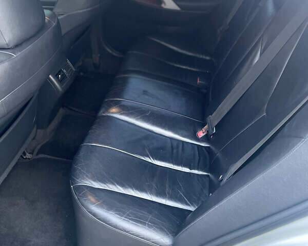 Серый Тойота Камри, объемом двигателя 2.36 л и пробегом 249 тыс. км за 8400 $, фото 7 на Automoto.ua