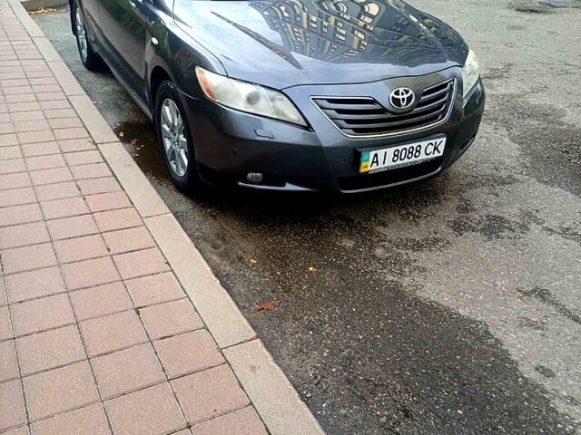 Тойота Камри 2007 в Киеве на Automoto.ua Серый Тойота Камри, объемом двигателя 2.4 л и пробегом 191 тыс. км за 9500 $, фото 1 на Automoto.ua