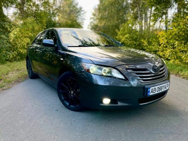 Серый Тойота Камри, объемом двигателя 3.5 л и пробегом 340 тыс. км за 7900 $, фото 19 на Automoto.ua