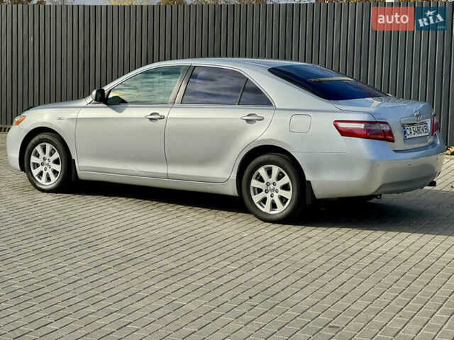 Серый Тойота Камри, объемом двигателя 2.36 л и пробегом 221 тыс. км за 7999 $, фото 14 на Automoto.ua