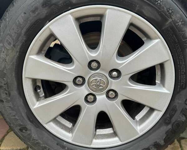 Серый Тойота Камри, объемом двигателя 3.5 л и пробегом 274 тыс. км за 10200 $, фото 9 на Automoto.ua