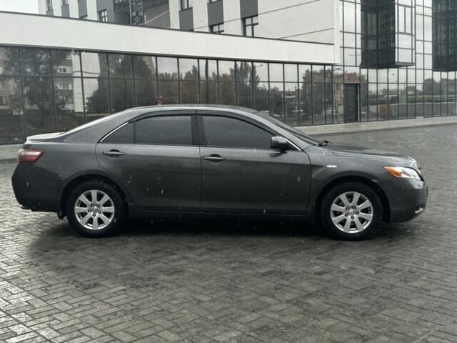 Сірий Тойота Камрі, об'ємом двигуна 2.4 л та пробігом 241 тис. км за 6500 $, фото 3 на Automoto.ua