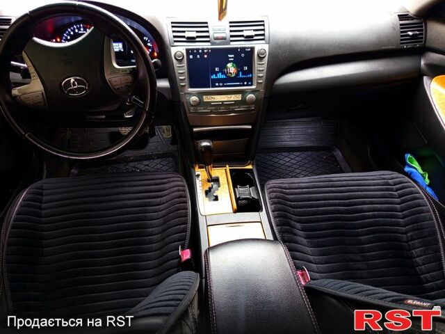 Сірий Тойота Камрі, об'ємом двигуна 2.4 л та пробігом 280 тис. км за 9100 $, фото 5 на Automoto.ua