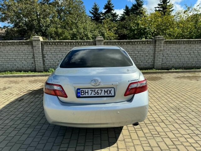 Серый Тойота Камри, объемом двигателя 2.4 л и пробегом 294 тыс. км за 8500 $, фото 6 на Automoto.ua