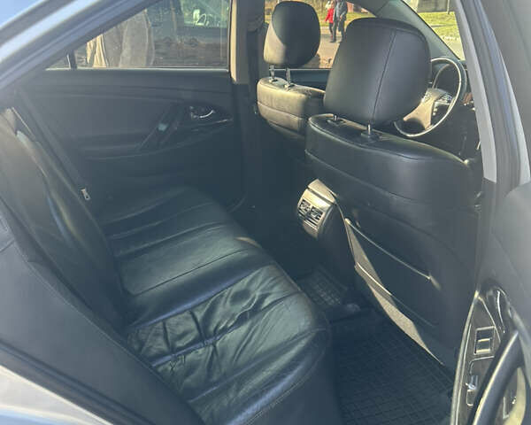 Сірий Тойота Камрі, об'ємом двигуна 2.36 л та пробігом 362 тис. км за 6800 $, фото 10 на Automoto.ua