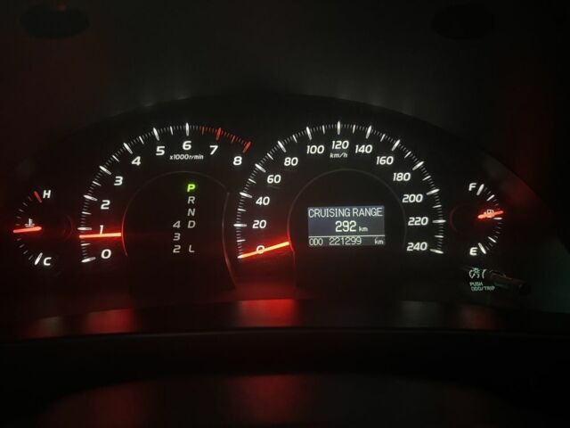 Серый Тойота Камри, объемом двигателя 2.4 л и пробегом 221 тыс. км за 8499 $, фото 7 на Automoto.ua