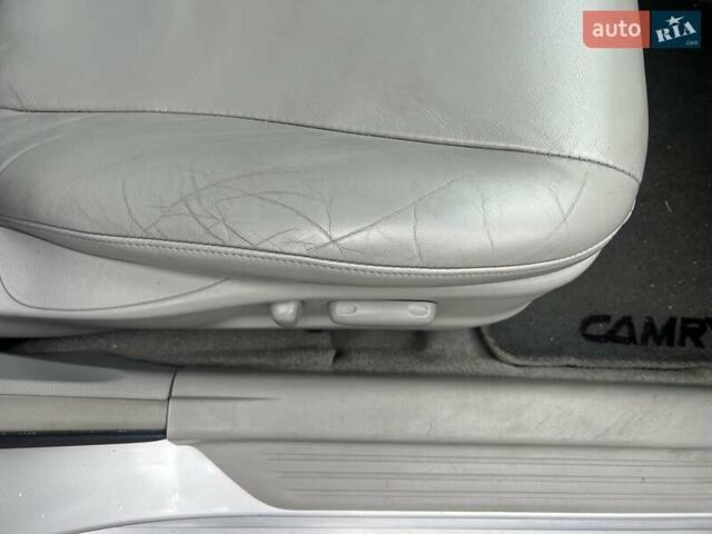 Тойота Камри 2007 в Киеве на Automoto.ua Серый Тойота Камри, объемом двигателя 2.4 л и пробегом 210 тыс. км за 7999 $, фото 14 на Automoto.ua