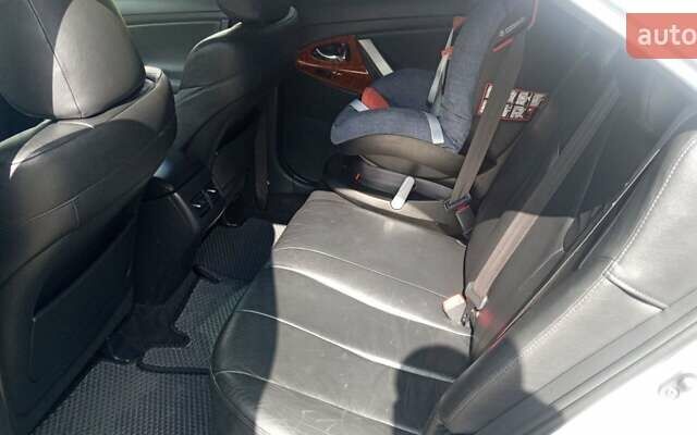 Серый Тойота Камри, объемом двигателя 3.5 л и пробегом 293 тыс. км за 8500 $, фото 13 на Automoto.ua