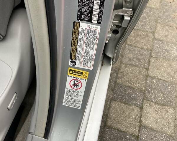 Серый Тойота Камри, объемом двигателя 2.36 л и пробегом 340 тыс. км за 7400 $, фото 7 на Automoto.ua