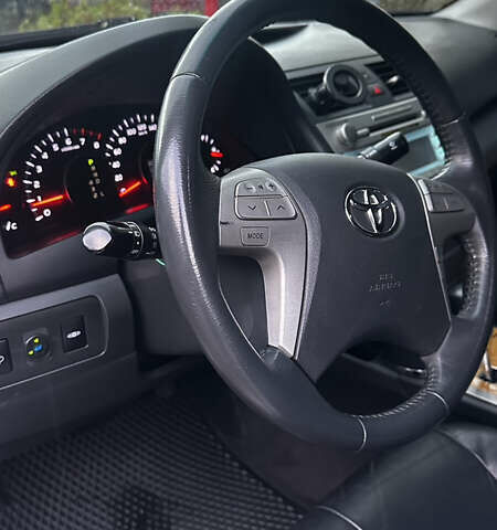 Тойота Камри 2007 в Киеве на Automoto.ua Серый Тойота Камри, объемом двигателя 2.4 л и пробегом 157 тыс. км за 10999 $, фото 20 на Automoto.ua