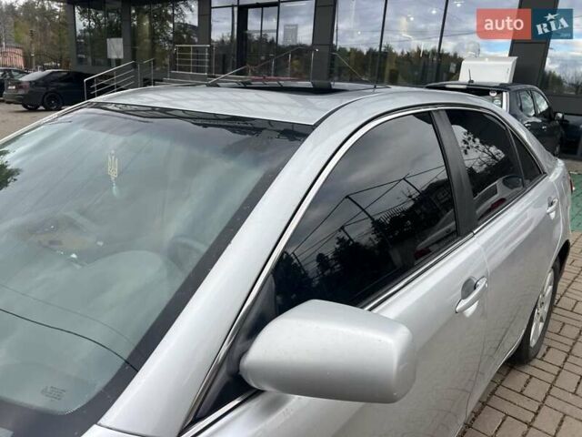 Тойота Камри 2007 в Киеве на Automoto.ua Серый Тойота Камри, объемом двигателя 2.4 л и пробегом 210 тыс. км за 7999 $, фото 21 на Automoto.ua