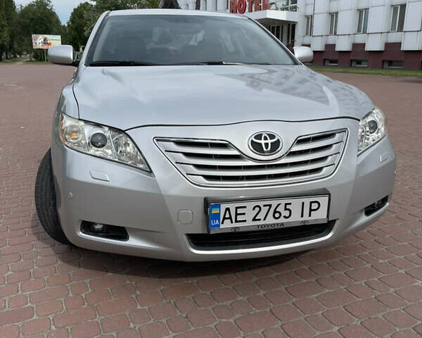 Сірий Тойота Камрі, об'ємом двигуна 3.5 л та пробігом 332 тис. км за 8700 $, фото 5 на Automoto.ua