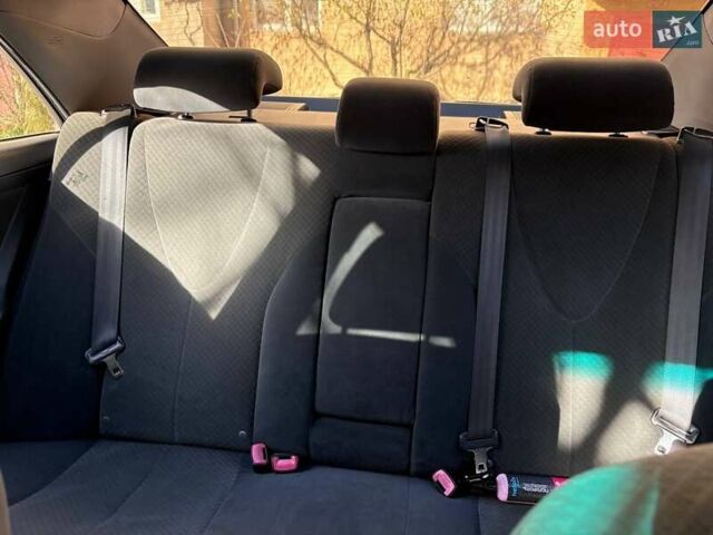 Сірий Тойота Камрі, об'ємом двигуна 2.36 л та пробігом 319 тис. км за 7900 $, фото 8 на Automoto.ua