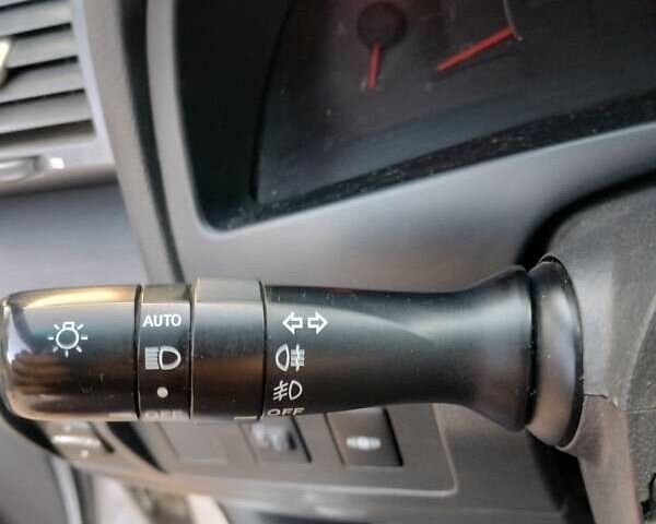 Серый Тойота Камри, объемом двигателя 2.4 л и пробегом 230 тыс. км за 8500 $, фото 61 на Automoto.ua