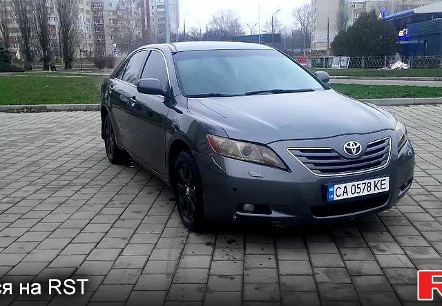 Серый Тойота Камри, объемом двигателя 3.5 л и пробегом 272 тыс. км за 7300 $, фото 6 на Automoto.ua