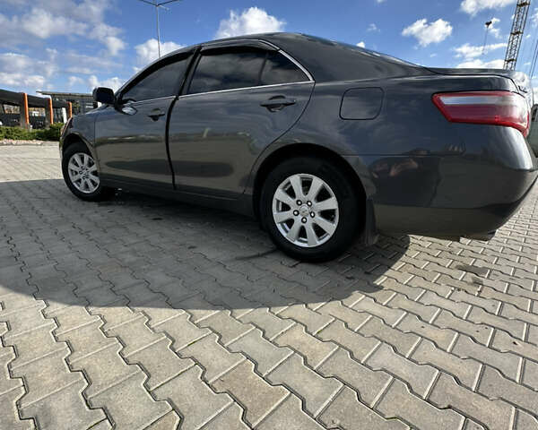 Тойота Камри 2007 в Харькове на Automoto.ua Серый Тойота Камри, объемом двигателя 2.36 л и пробегом 314 тыс. км за 7800 $, фото 1 на Automoto.ua