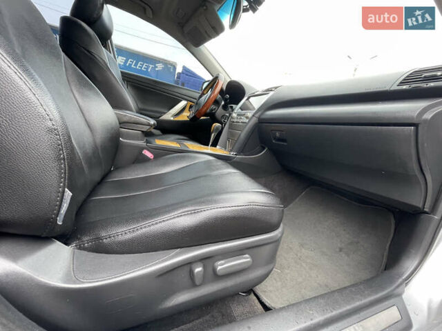 Тойота Камри 2007 в Николаеве на Automoto.ua Серый Тойота Камри, объемом двигателя 3.5 л и пробегом 286 тыс. км за 7650 $, фото 16 на Automoto.ua