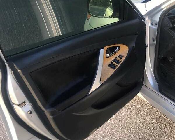 Сірий Тойота Камрі, об'ємом двигуна 2.4 л та пробігом 321 тис. км за 5600 $, фото 9 на Automoto.ua