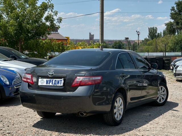 Сірий Тойота Камрі, об'ємом двигуна 2.4 л та пробігом 273 тис. км за 8500 $, фото 2 на Automoto.ua