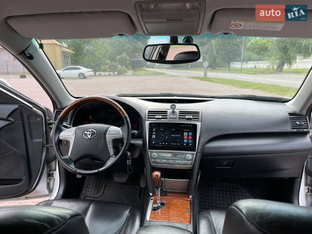 Сірий Тойота Камрі, об'ємом двигуна 3.5 л та пробігом 332 тис. км за 8700 $, фото 13 на Automoto.ua