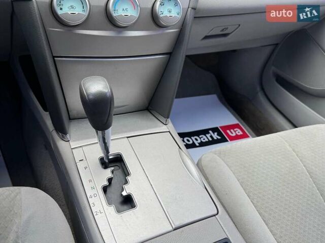 Серый Тойота Камри, объемом двигателя 2.4 л и пробегом 225 тыс. км за 7490 $, фото 24 на Automoto.ua