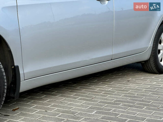 Серый Тойота Камри, объемом двигателя 2.36 л и пробегом 221 тыс. км за 7999 $, фото 50 на Automoto.ua