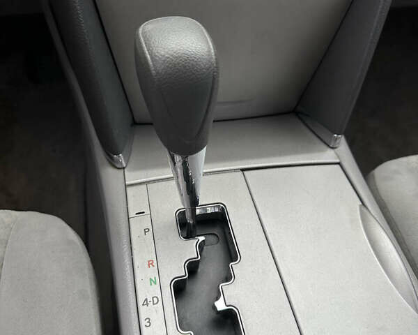 Сірий Тойота Камрі, об'ємом двигуна 2.36 л та пробігом 192 тис. км за 7650 $, фото 19 на Automoto.ua