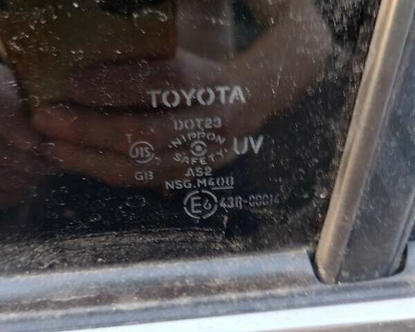 Серый Тойота Камри, объемом двигателя 2.4 л и пробегом 230 тыс. км за 8500 $, фото 25 на Automoto.ua