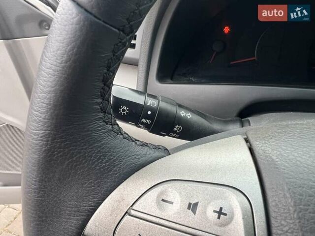 Тойота Камри 2007 в Киеве на Automoto.ua Серый Тойота Камри, объемом двигателя 2.4 л и пробегом 210 тыс. км за 7999 $, фото 10 на Automoto.ua