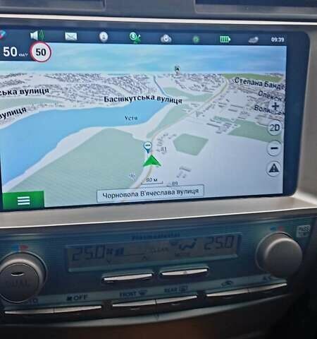 Серый Тойота Камри, объемом двигателя 2.36 л и пробегом 305 тыс. км за 7800 $, фото 3 на Automoto.ua