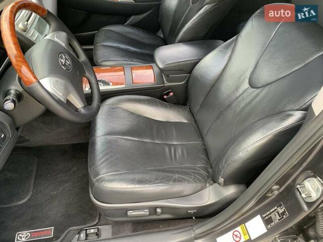 Серый Тойота Камри, объемом двигателя 3.5 л и пробегом 264 тыс. км за 8700 $, фото 23 на Automoto.ua