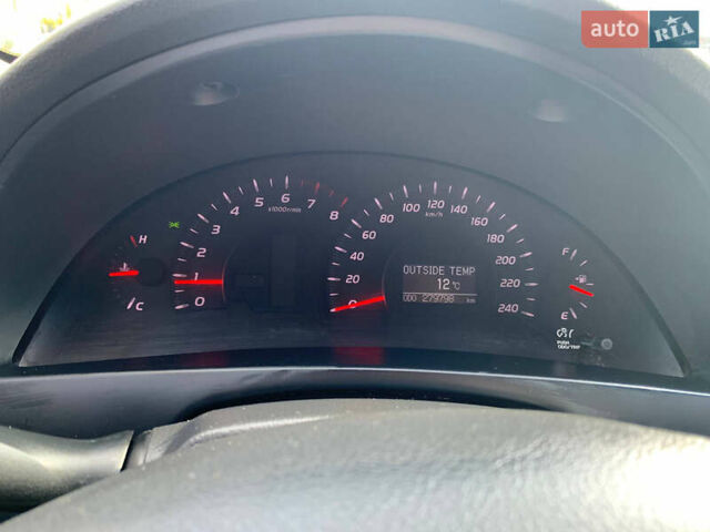 Сірий Тойота Камрі, об'ємом двигуна 2.4 л та пробігом 279 тис. км за 8200 $, фото 11 на Automoto.ua