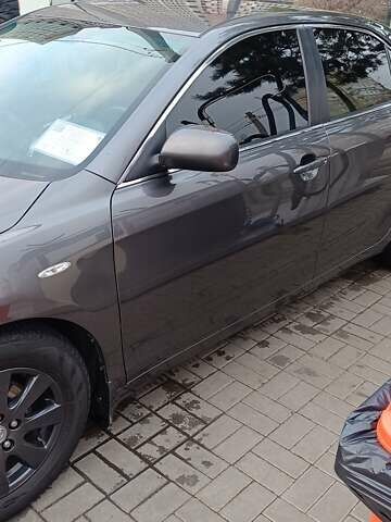 Сірий Тойота Камрі, об'ємом двигуна 2.4 л та пробігом 297 тис. км за 9150 $, фото 13 на Automoto.ua