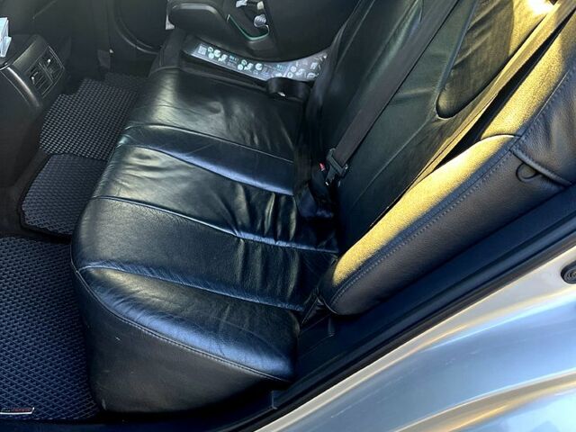 Серый Тойота Камри, объемом двигателя 3.5 л и пробегом 315 тыс. км за 11500 $, фото 7 на Automoto.ua