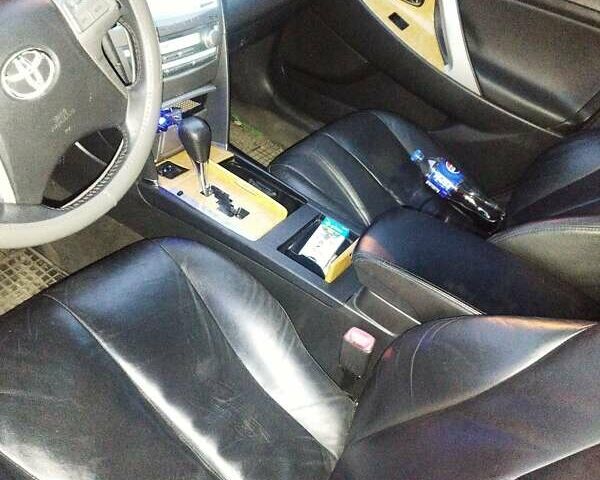 Сірий Тойота Камрі, об'ємом двигуна 2.4 л та пробігом 133 тис. км за 6000 $, фото 5 на Automoto.ua