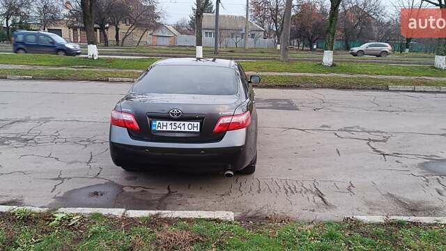 Сірий Тойота Камрі, об'ємом двигуна 2.4 л та пробігом 297 тис. км за 9150 $, фото 26 на Automoto.ua