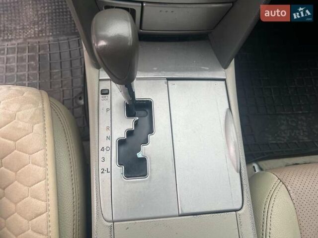 Серый Тойота Камри, объемом двигателя 2.4 л и пробегом 320 тыс. км за 5990 $, фото 19 на Automoto.ua