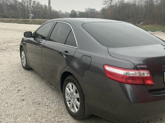 Серый Тойота Камри, объемом двигателя 3.5 л и пробегом 99 тыс. км за 13500 $, фото 4 на Automoto.ua
