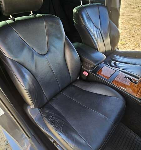 Серый Тойота Камри, объемом двигателя 2.4 л и пробегом 358 тыс. км за 10000 $, фото 17 на Automoto.ua