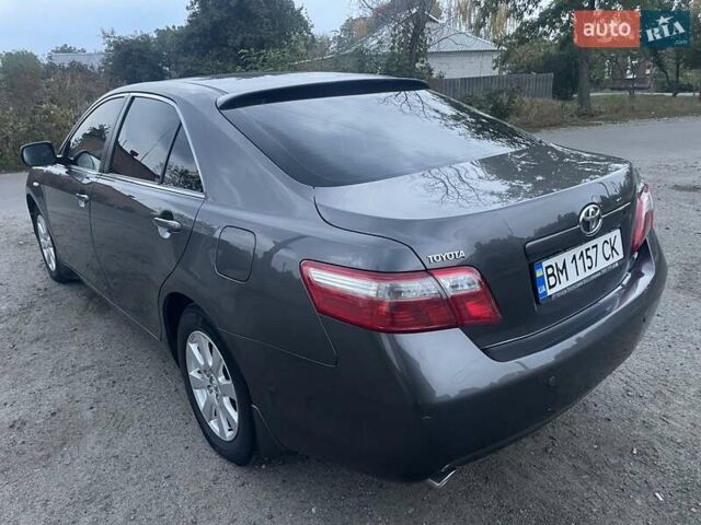Серый Тойота Камри, объемом двигателя 3.46 л и пробегом 171 тыс. км за 11300 $, фото 5 на Automoto.ua