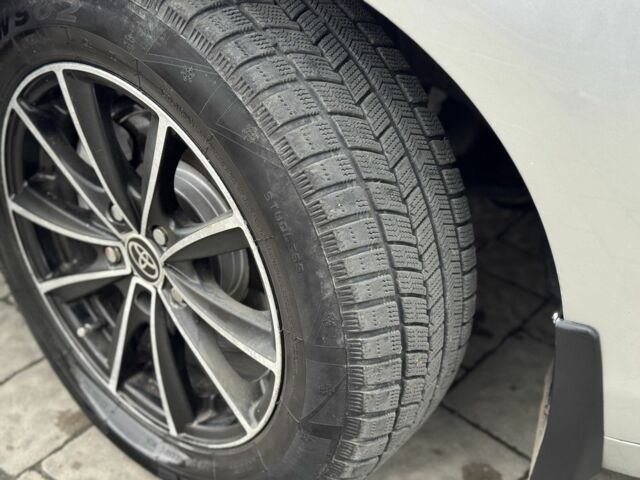 Серый Тойота Камри, объемом двигателя 2.4 л и пробегом 320 тыс. км за 5350 $, фото 6 на Automoto.ua