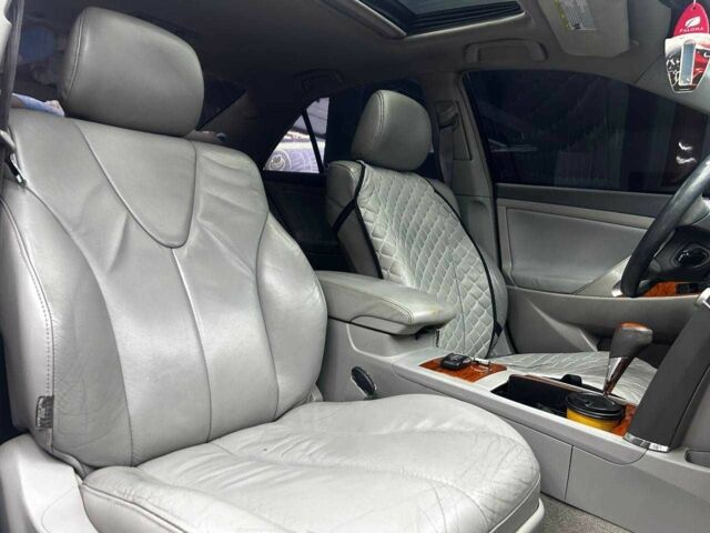 Сірий Тойота Камрі, об'ємом двигуна 3.5 л та пробігом 226 тис. км за 8500 $, фото 21 на Automoto.ua