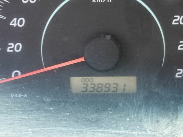 Сірий Тойота Камрі, об'ємом двигуна 2.4 л та пробігом 330 тис. км за 7607 $, фото 8 на Automoto.ua