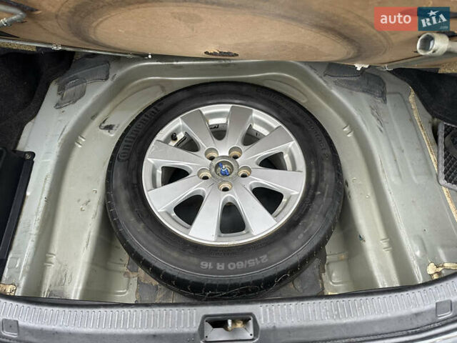 Серый Тойота Камри, объемом двигателя 2.4 л и пробегом 240 тыс. км за 7700 $, фото 21 на Automoto.ua