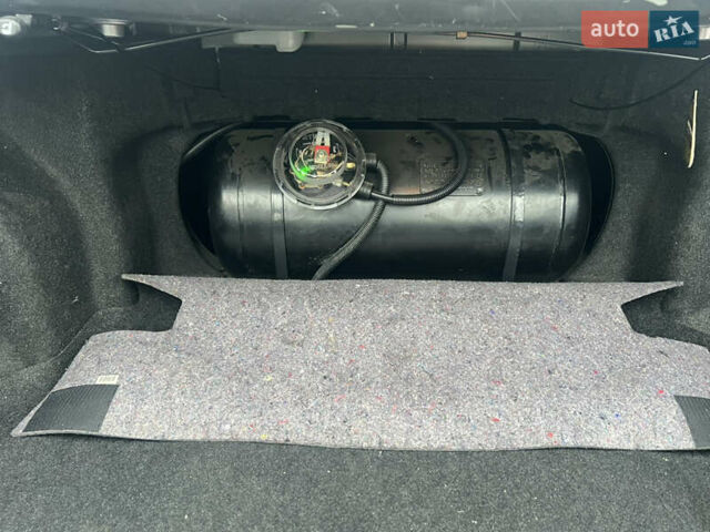 Серый Тойота Камри, объемом двигателя 2.36 л и пробегом 195 тыс. км за 9300 $, фото 10 на Automoto.ua