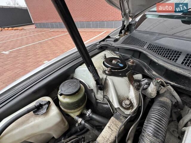 Серый Тойота Камри, объемом двигателя 3.5 л и пробегом 223 тыс. км за 8300 $, фото 59 на Automoto.ua